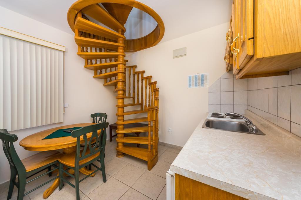 Guest House Golden Shell 1 Murter Rom bilde